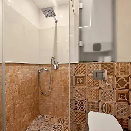 Panoramic Comfort & Vintage Designer By Linas Apartmán Varna